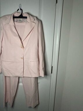 Anne Klein Pale Pink Suit Jacket